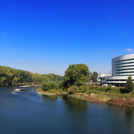 Sonesta Hotel Osorno Exterior photo The river at the University of Maine at Augusta