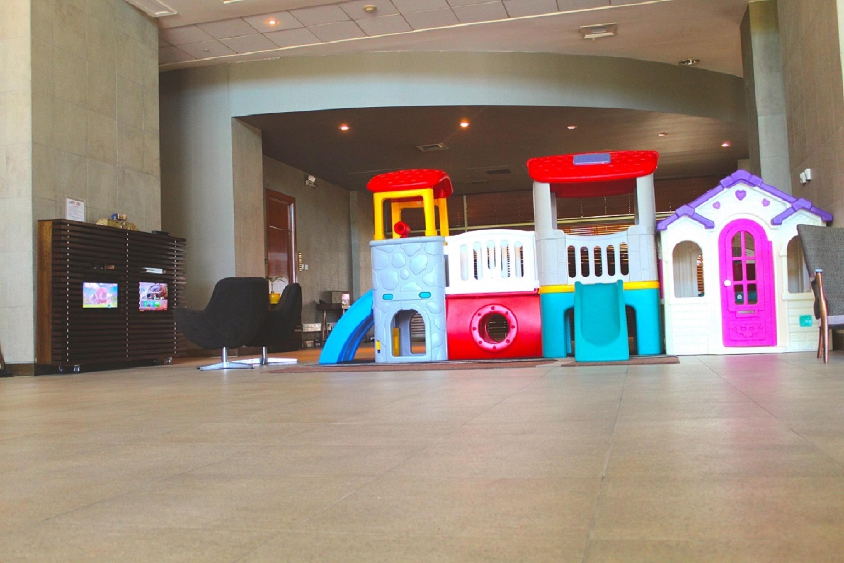 Sonesta Hotel Osorno Exterior photo A children's play area at a shopping mall in Malaysia