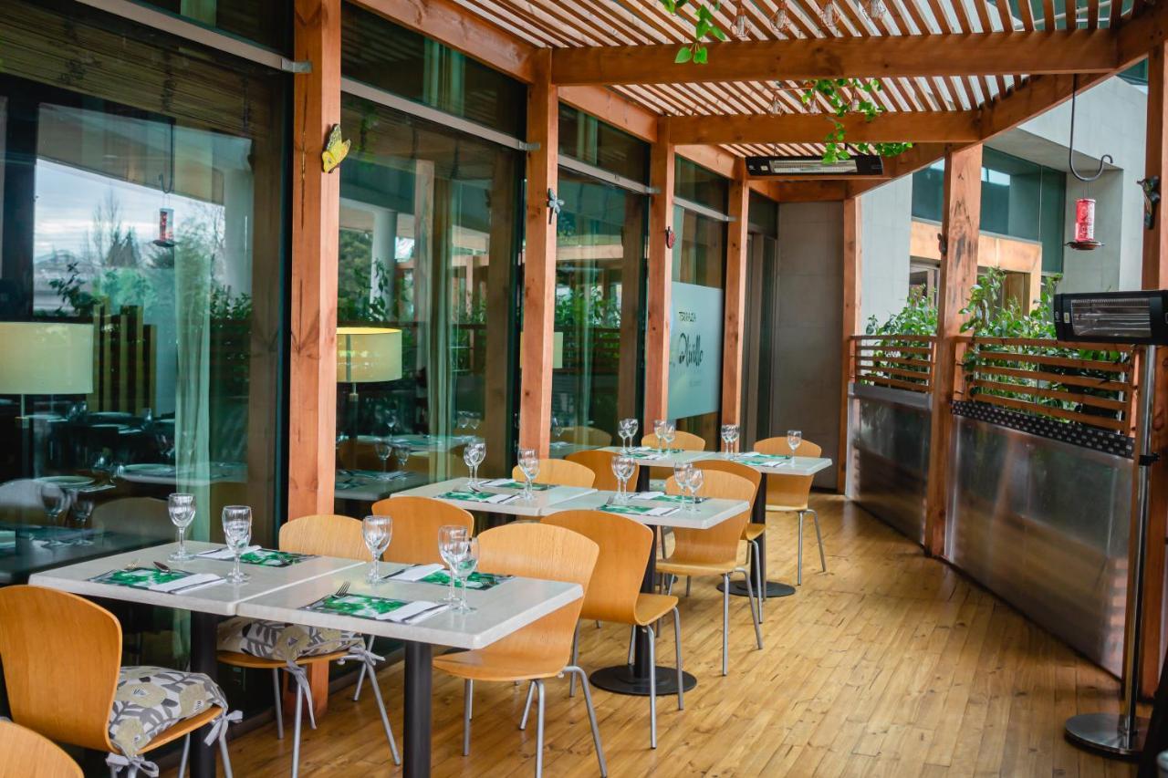 Sonesta Hotel Osorno Exterior photo The restaurant at the National Museum of the Marine Corps